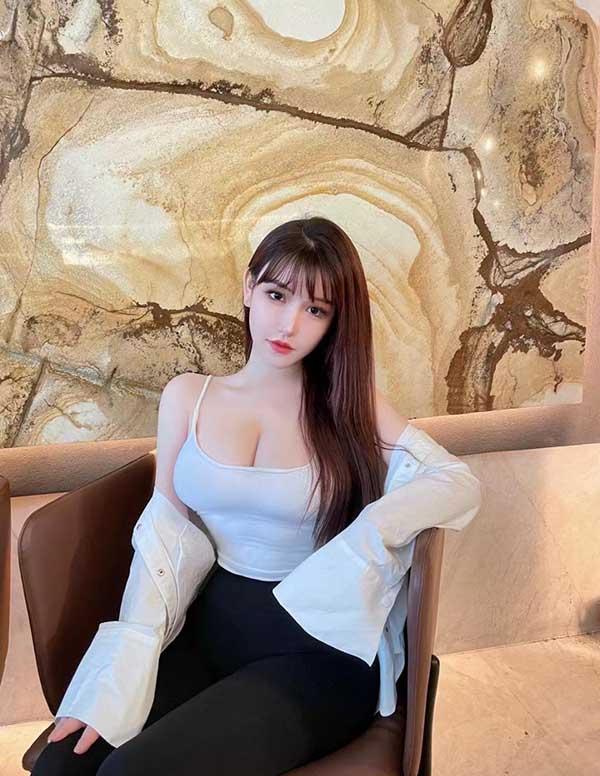 旧金山围经纪人微信